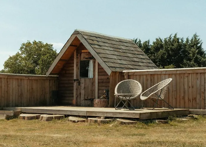 Glamping At The Retreat Wiltshire Is Rural Bliss