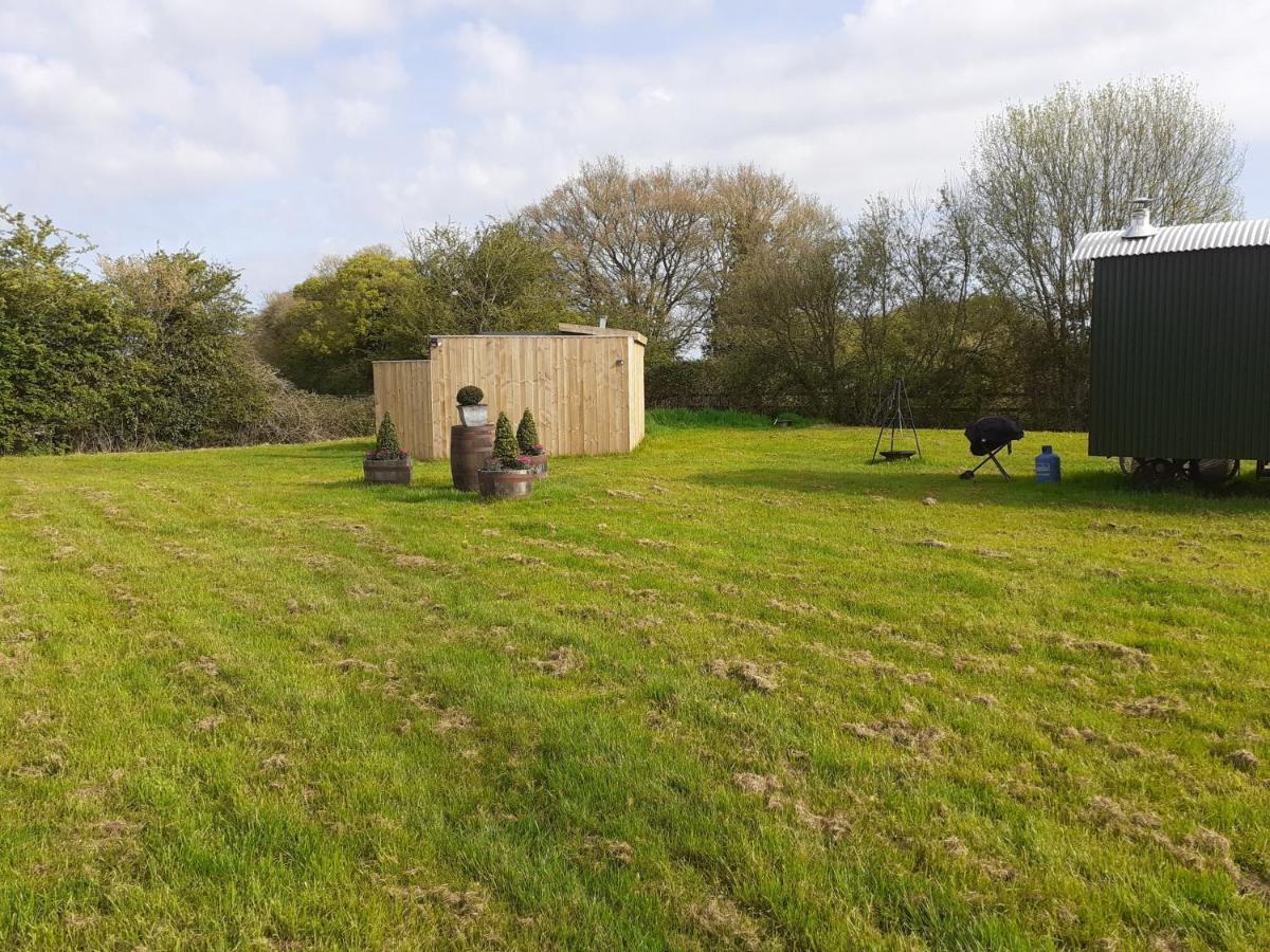 Glamping At The Retreat Wiltshire Is Rural Bliss Chippenham (Wiltshire)